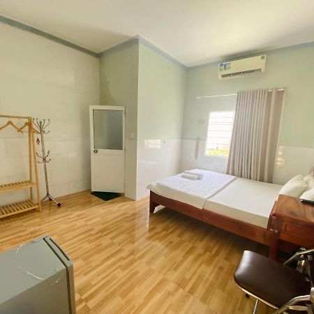 Nha Nghi Y Vy Bed & Breakfast ฟู้โกว๊ก ภายนอก รูปภาพ