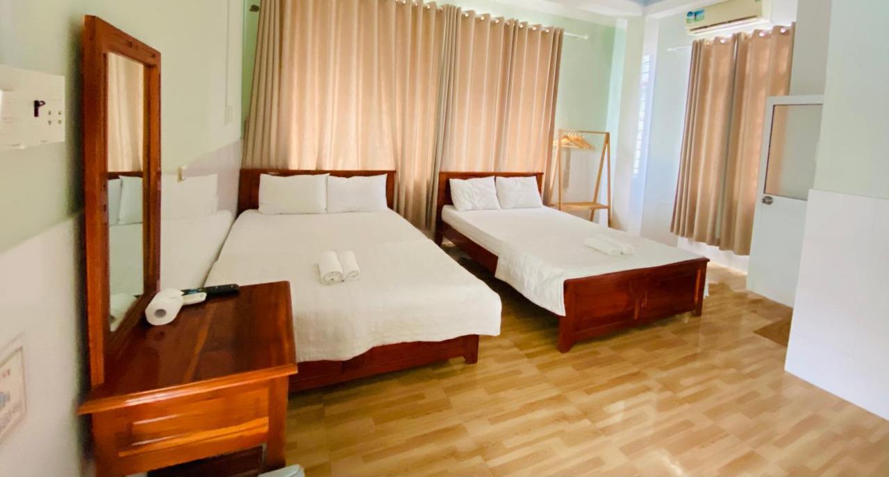 Nha Nghi Y Vy Bed & Breakfast ฟู้โกว๊ก ภายนอก รูปภาพ