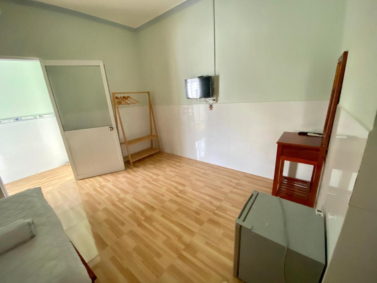 Nha Nghi Y Vy Bed & Breakfast ฟู้โกว๊ก ภายนอก รูปภาพ