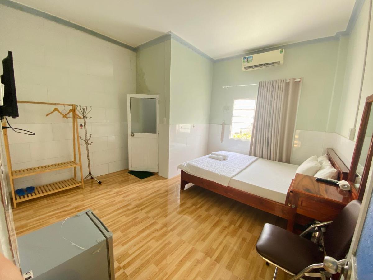 Nha Nghi Y Vy Bed & Breakfast ฟู้โกว๊ก ภายนอก รูปภาพ